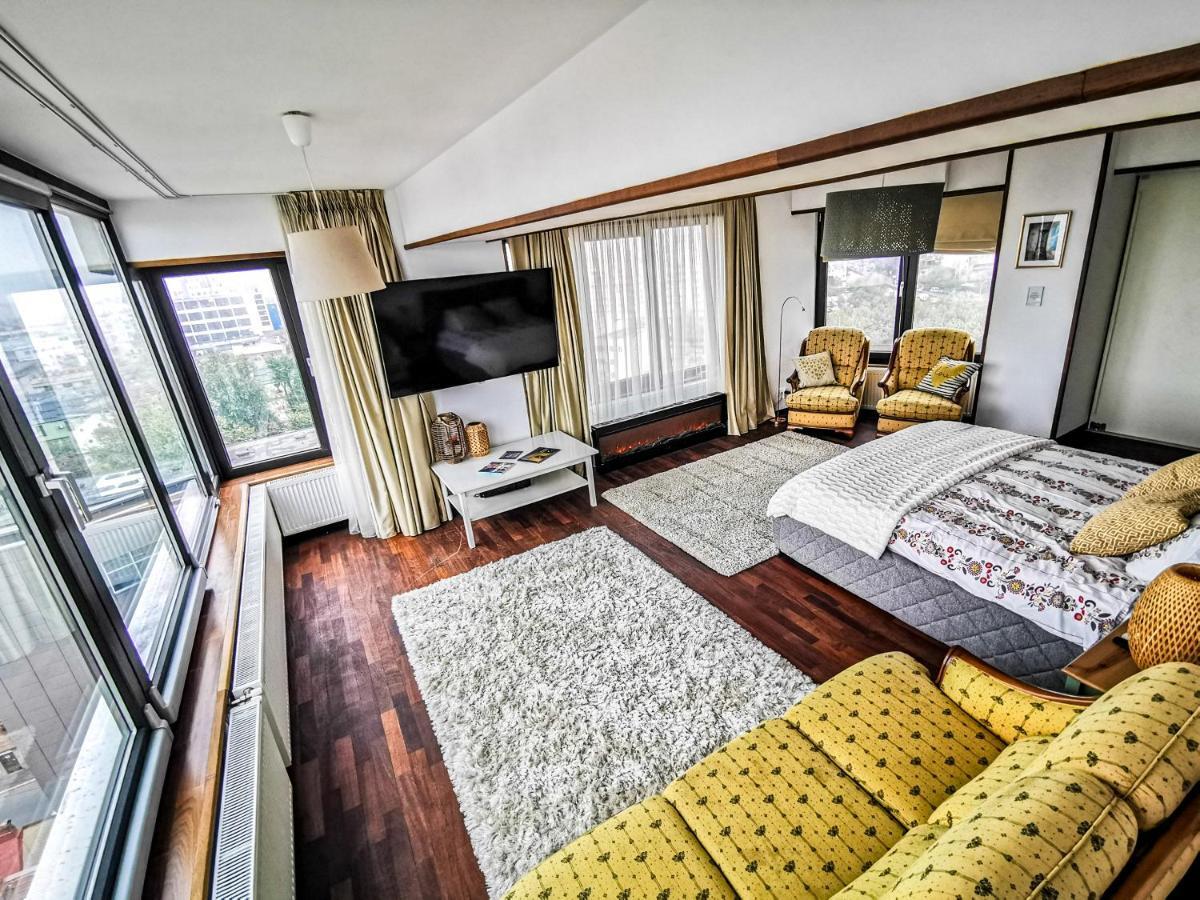 Downtown Penthouse With Fantastic Views * Bucarest
